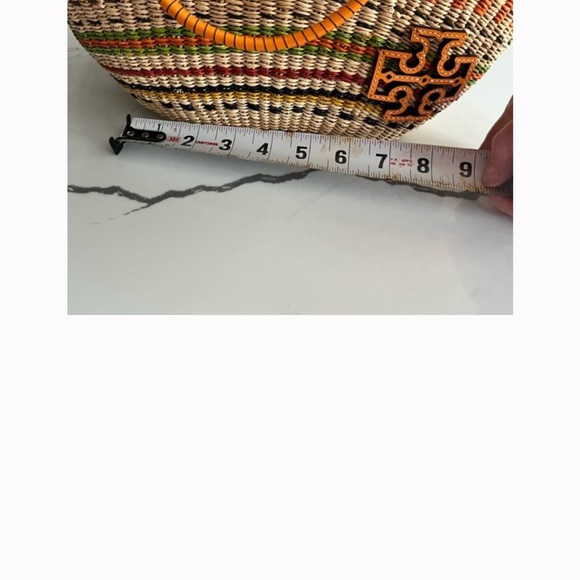 Brand new unused Tory Burch Ella straw striped bag. - Picture 4 of 5